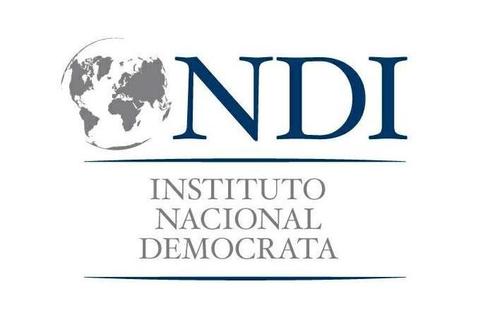 El Instituto Nacional Demócrata(NDI)es una organización sin fines de lucro presente en cerca de 50 países cuya misión es  promover y fortalecer la democracia.