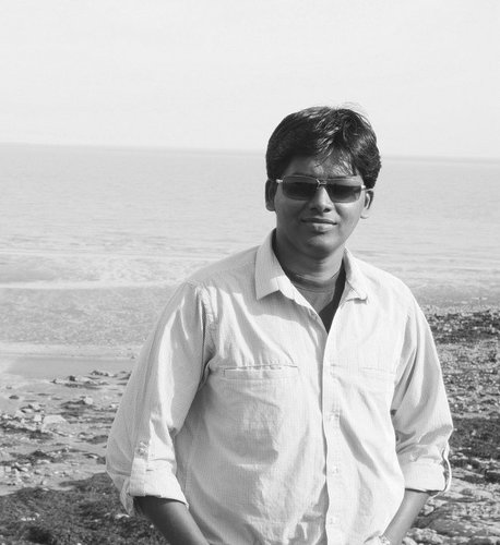 A sports loving person ,a lovable husband and father and a man of dreams trying to be best or be different.Wanting change in all,where i Feel it needs Change..