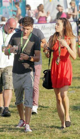 Sinem1D_avie's profile picture. Avril ve 1D herşeyim #Directioners #LittleBlackStars #Jonatics #Mixers kardeşlerimi seviyooorum. @EcemnazEcem ve @eslem_dogan 'sız yaşayamam :)