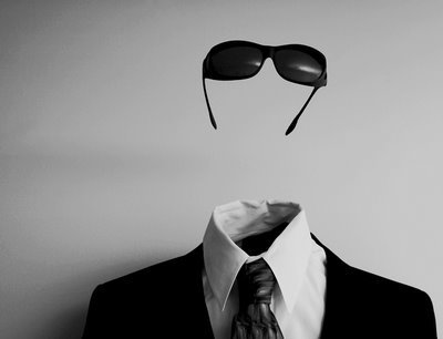 Futuro influencer (o untor). Blogger redivivo dopo aver ritrovato la password smarrita. Definito deracinato mentale notevole (cit.), ma non sa che vuole dire.