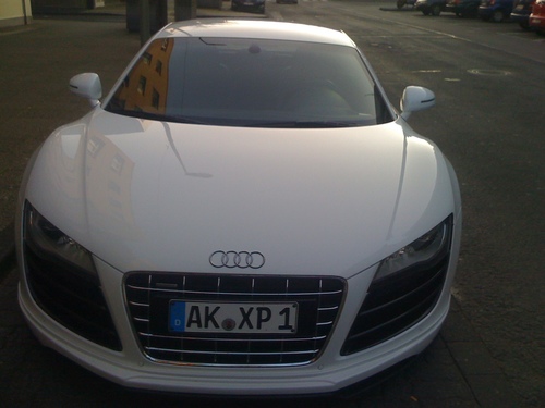 bro_lol's profile picture. 