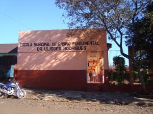 escola municipal ulisses rodrigues santo  angelo