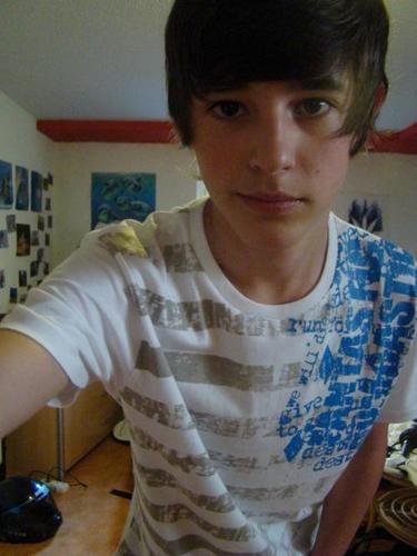 hi im zack and im 14