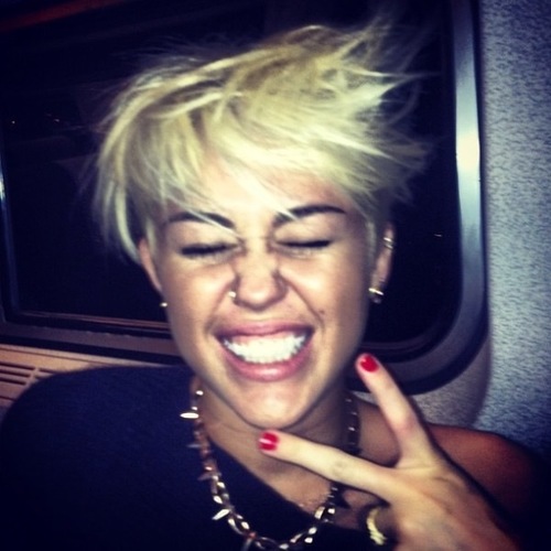 1ma smiler v1d4 l0k4 :D