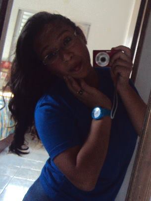 Sis quero que saiba que eu te amo muito & que tenho muito ciumes de voce !! k Poor :@elaetop_lari 3
