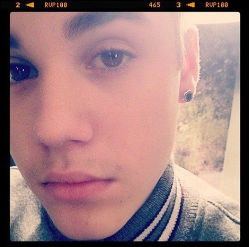 Bieberologyxx's profile picture. follow me & ill follow back.