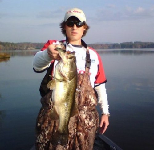 tubbybuttjr's profile picture. I'm just a fishing machine!