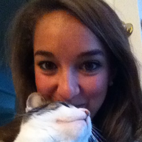 laurenbvaughn's profile picture. 