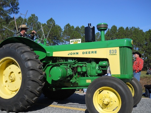 NetPlain's profile picture. Just an ole farm boy from Iowa that likes John Deere tractors.