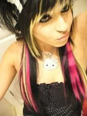 Angelina16qn's profile picture.