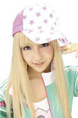 ともちん大好き♡ともちん同盟を作っていきたいと思ってます♪綾瀬はるかも好きです♪
他の音楽も大好き、アイドルだけじゃなく邦楽ロックとか♪
フォロー宜しくです♪リフォローします♪