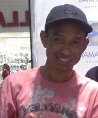 Querido ídolo cuidar de você é minha missão, mesmo a distância estando presente  @mcnegaodapenha since: 24/05/2012  #Oficializado 25/05/2012 ♡ MEU MC