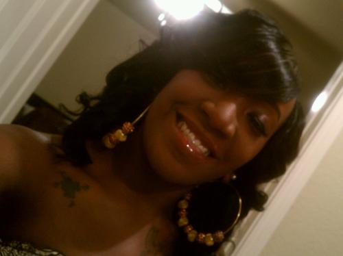 Shariyanna's profile picture. Shari'Ann, 20yrs, mother to CalebAmari' wife to Tee, ! 3'nq myLife,! 3deep Shari,Tee&Amari 3 . fuckYouu &you just click FOLLOW !