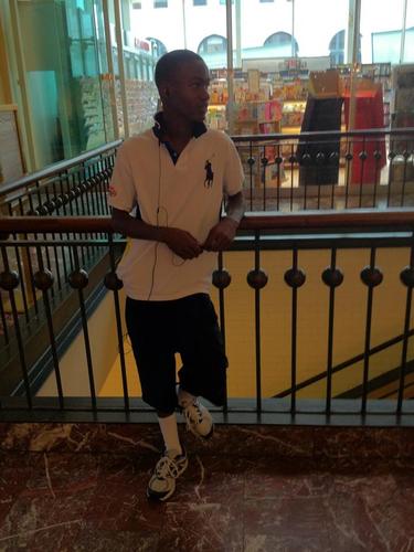 goo FOLLOW me on my other page @Rasheed_21st | goo FOLLOW my #ONEndONLY Bestfriendd @_imconceited :)) | FOLLOW me on Instagram : @Rasheed21st