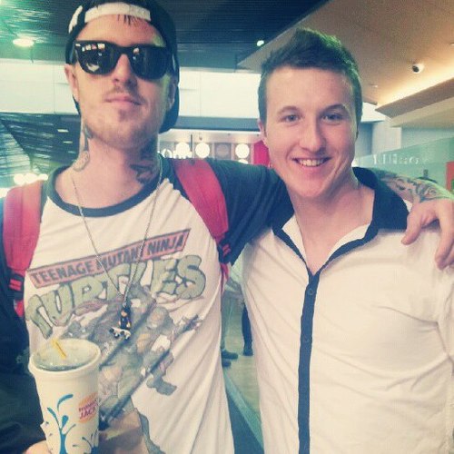 CHRIS 21 BRISBANE AUSTRALIA
http://t.co/JxN6HwUfbQ
http://t.co/KBHlYKWQqO- Owner.