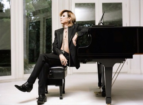 chocochcochips's profile picture. Life is sales.