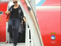 Eu sou fã da @Lua_Blanco e também de todos os outros rebeldes mais em especial da minha diva @Lua_Blanco!!