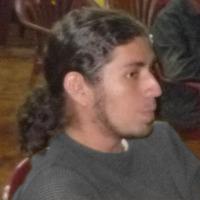 Diseño gráfico y web, emprendimiento,  sociedad civil, TICs, arte, cocina, futbol, buen cine, política..