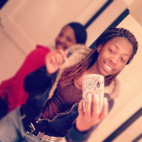 Hey Follow ME Yhu on my page might as well add me. Im Sweet and Nice But Will Catch & Attitude Anyways #TeamDestinyChild,TeamBeyonce,#TeamBIGSean Swerve Boi!(: