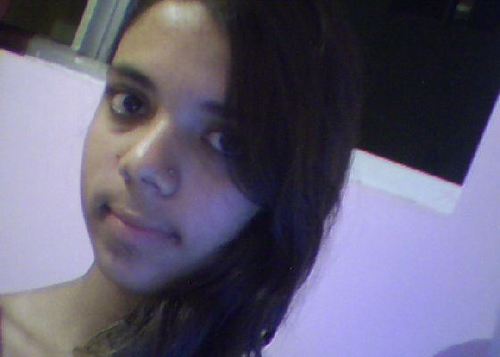 sou aquela menininha q cresceu e ta virando uma mulher q da valor a vida ama  a familia e os amigos !!!    #segue ai q eu sigo d volta