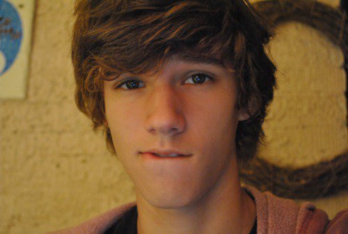 photo teen boy Petiet breasts porn