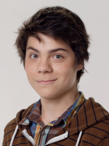 hey guys .. this is my back up twitter for @weirbenny. My best mate is Ethan and Rory is a mate, i love Erica .... RP
