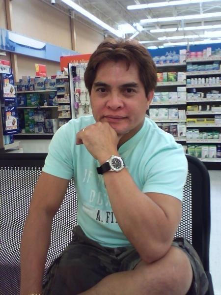 datatron_'s profile picture. 