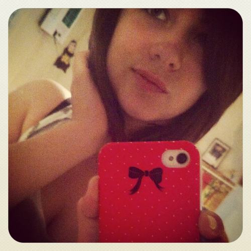 joueur call of duty Mw3 + battlefield 3  ;)
 j'ai oublié de dire que je joué aussi a minecraft ;)
J'ai oublié de dire Je t'aime Sarah :) 3