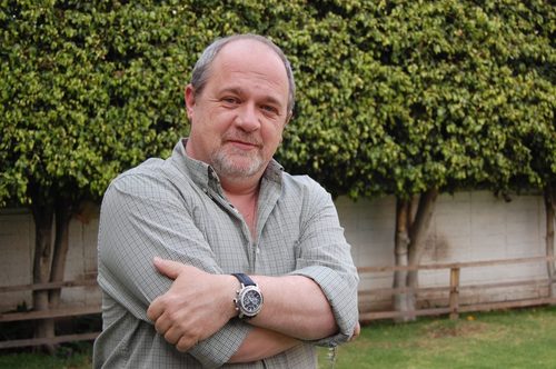 Edito, veo cine, veo series, escucho, luego existo.
Director de @CírculoMixup , @MonitorLatino