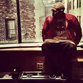 NO WORDS can describe how much I Love @chrisbrown!NO negative energy here Think BIG Live In Color