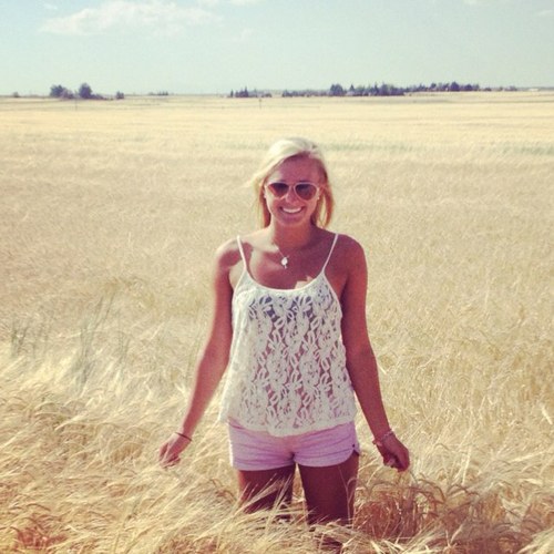 Katiecrha's profile picture. Be silly. Be honest. Be kind.