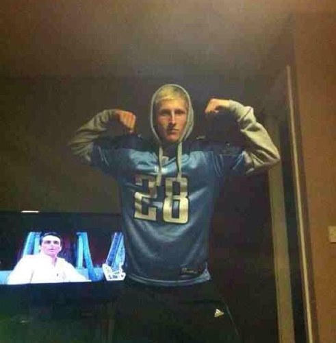 al_nicks33's profile picture. 