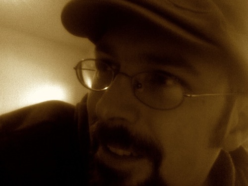 Family man, entrepreneur, lover of comedy, good music, affiliate marketing & driving free organic traffic: https://t.co/xd8MTVsCcP