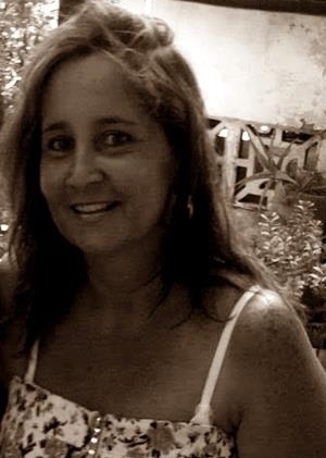 Deus jamais colocaria um sonho em seu coração, se não fosse para ser realizado, lembre-se Deus não demora, ELE capricha, basta esperar e ter paciência...