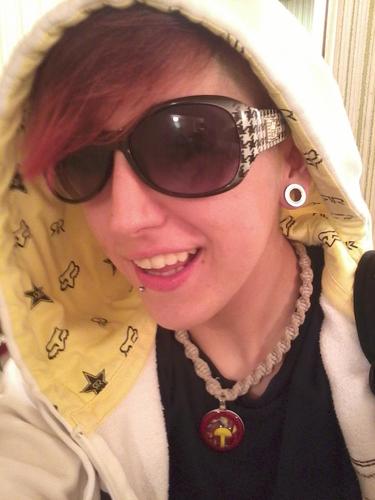 TaylerTGOD's profile picture. Tayler. :] That's how it's spelled. I like women. :] Mhmm. Femme women. I'm really shy, like to get fly and high on rhymes and dimes. I'm short and sweet. :]