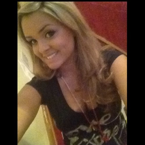 cuppycakesam16's profile picture. #FakeBlondeSwagg Johnnnn.... 
#TeamMollyTheBarbie #AhhDear #TeamTurkey I Love Me Some Turkey!!!! I'll always love my turkey follow me!!!!!