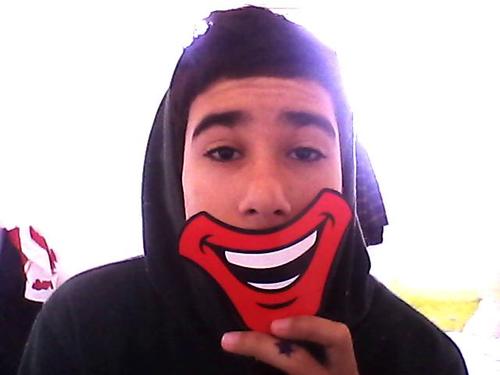 eu rimo,brinco,so feliz e é oque importa.