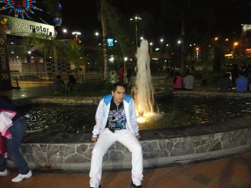 Jhoy144's profile picture. 