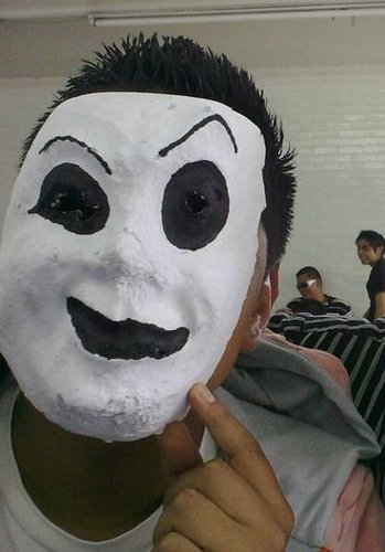 Soy alguien alegre me gusta el fútbol ammm... amo el rap! y ya nada mas no tengo mas que decir mejor conoscanme y ya... ;)