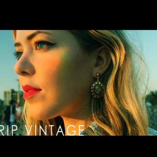 ripvintage's profile picture. Vintage, upcycled, and retro jewlery!