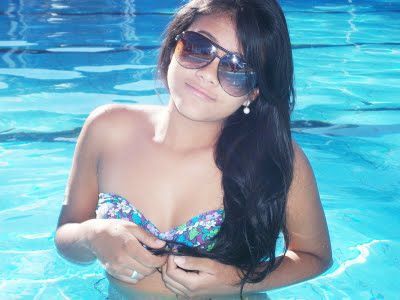 Pequenina do guta:3 best da mari :3 e namolado do Yan :3