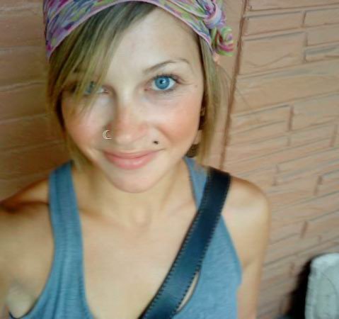 Dancer, rock n' roller, music=life, peaceful, funny, human.