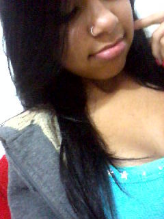 - A garoottinha qe nãao é maais boobinha ;; se onttem ttu briinco cmg ,, nãao esqueentto nãao .. Amaanha ttu vai se o meeu briinquedo !! rrÁ ,, ela é tterrivel.