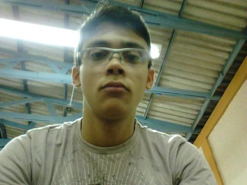 meu primo parceiro que me faz sorrir até nos meus piores dias! te amo de montão =D /@_taliseandresa