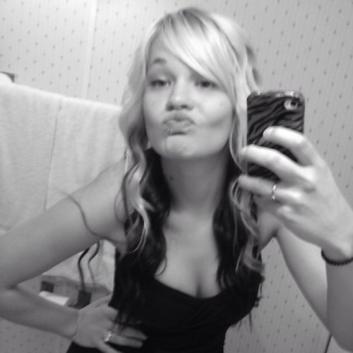 akbred's profile picture. Born in fairbanks,Ak.. wanna know more we shall seee....