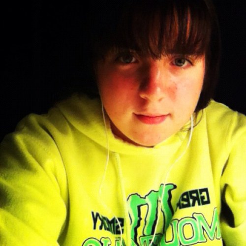 JessiCody's profile picture. This is my old account. Follow me on my new one, @HardRockFan95! Thank you! :)