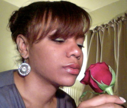 iCosmetize's profile picture. Daughter of Dominican immigrants- ‘fighting’ towards social justice, community empowerment and immigrant rights!