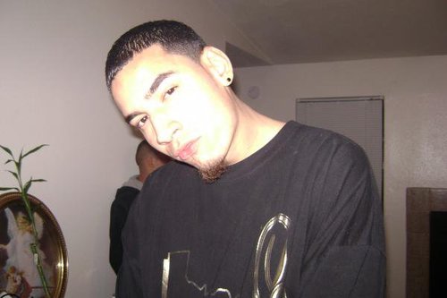 dfresh512's profile picture. im here to represent myself and new upcoming artist...follow and ill follow bk + ill RT ur music http://t.co/yKMK2Qnk90