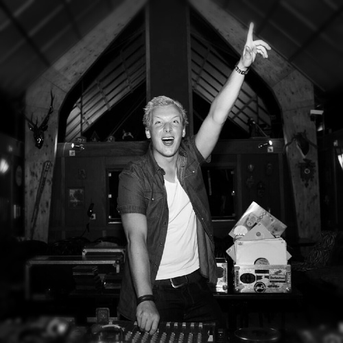 | Da' Freakz | Hardstyle DJ/producer |  for bookings: djdafreakz@gmail.com |