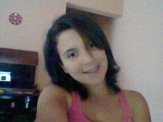 Libriana, 15 anos, reside em Águas de Lindoia, garota chata e persistente que não desiste fácil daquilo que quer.